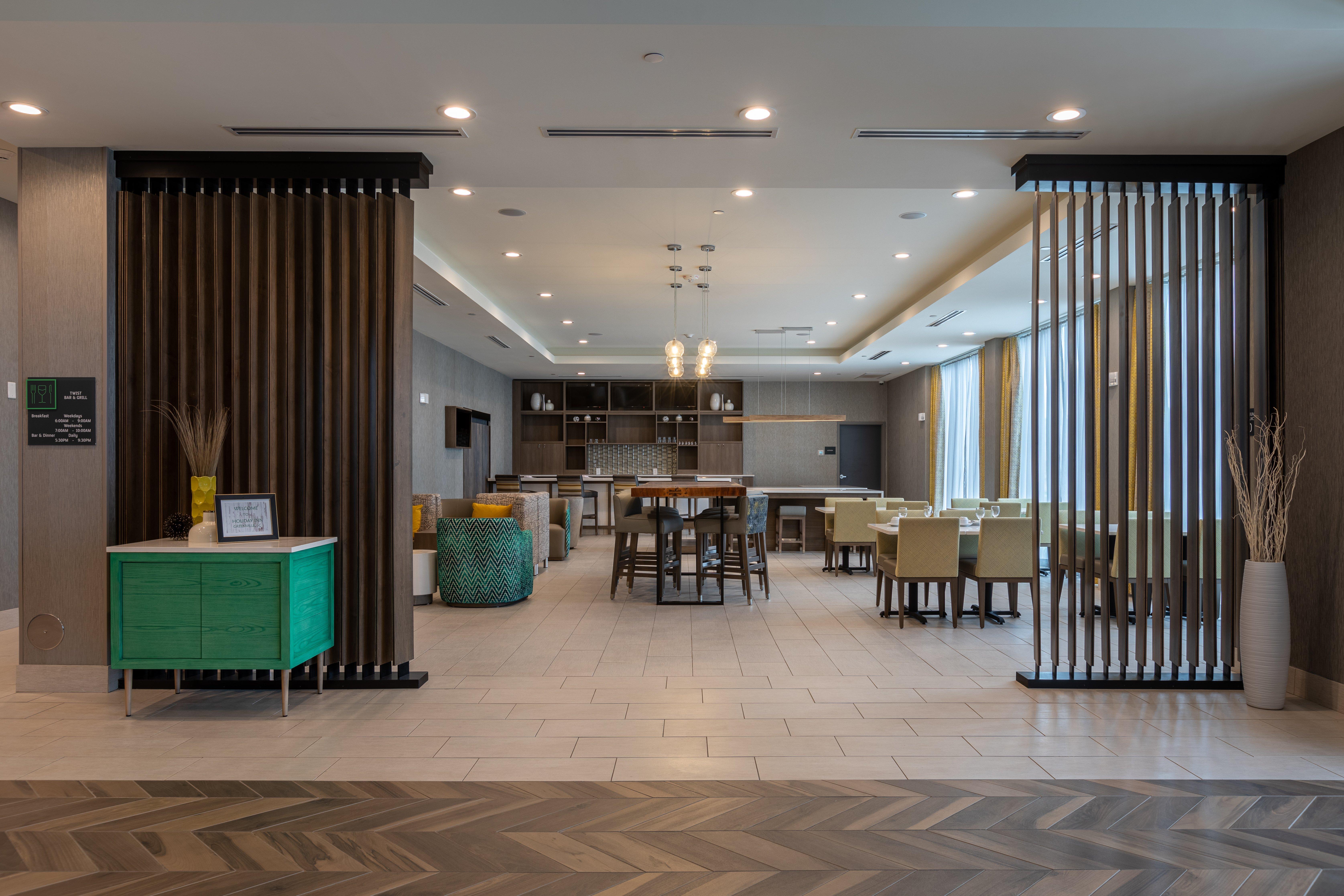 Holiday Inn Greenville - Woodruff Road By Ihg Kültér fotó