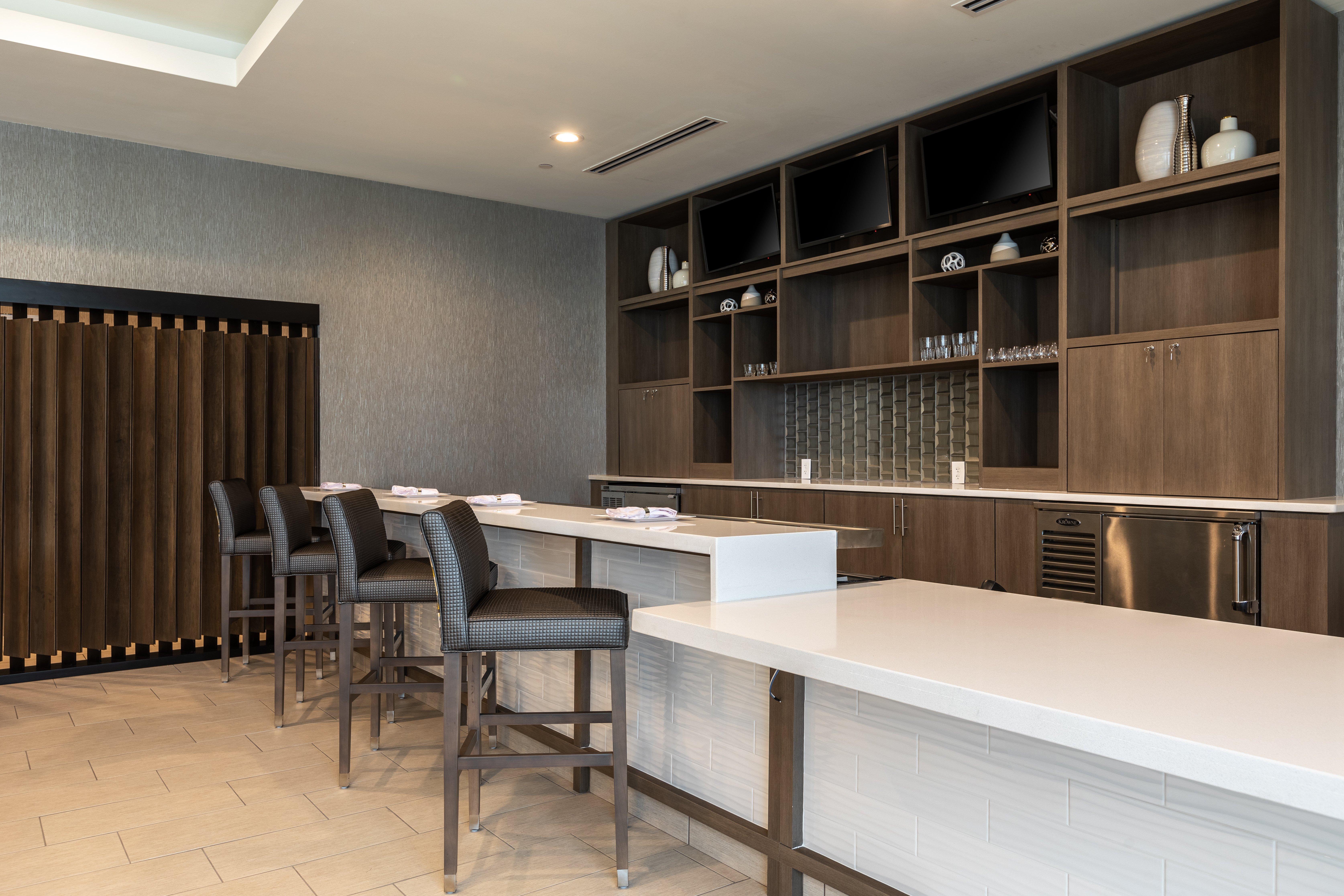 Holiday Inn Greenville - Woodruff Road By Ihg Kültér fotó