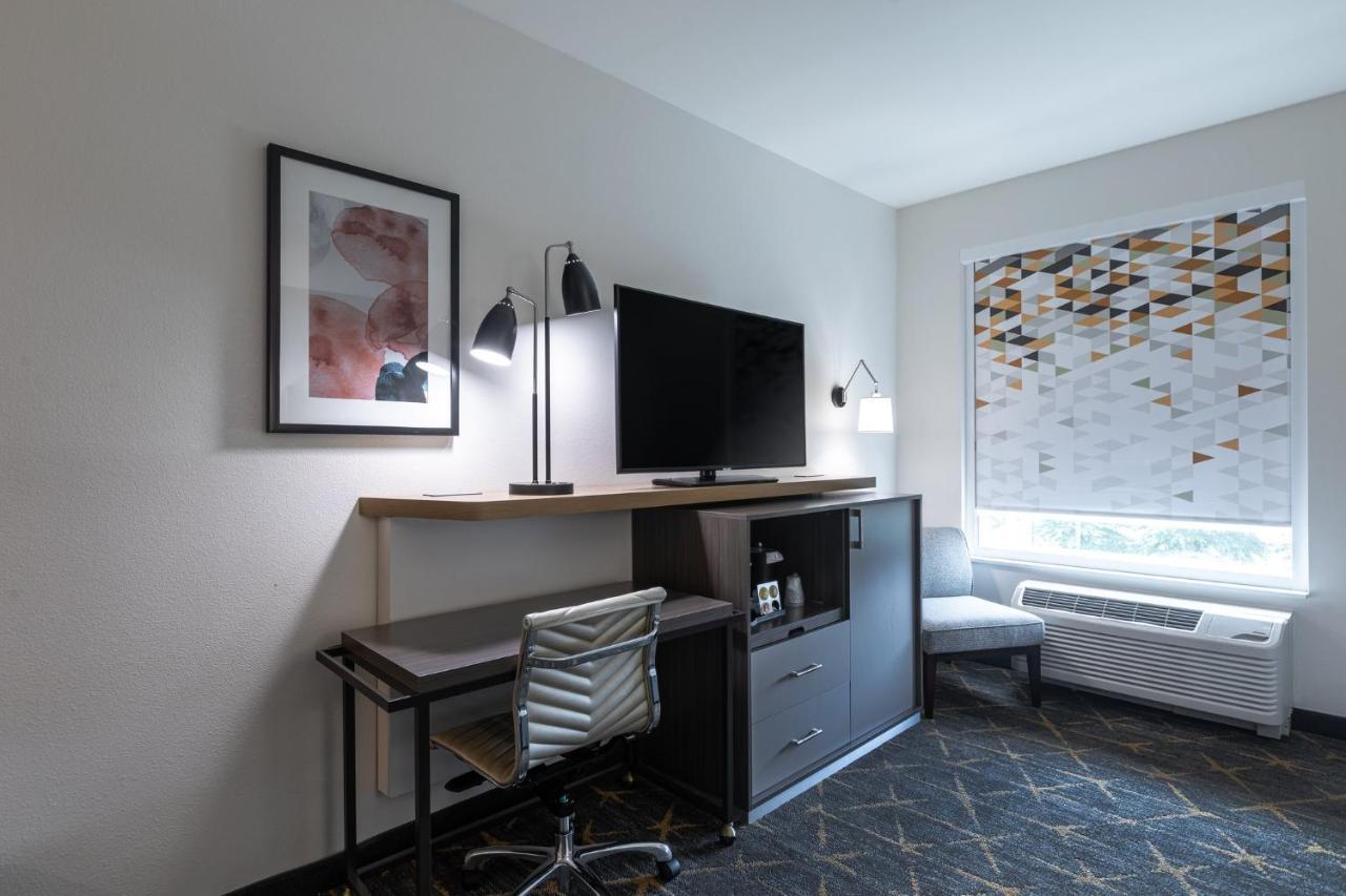 Holiday Inn Greenville - Woodruff Road By Ihg Kültér fotó